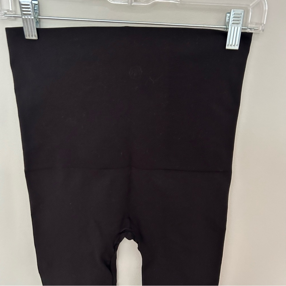 BELLY BANDIT B.D.A. Fold Over Maternity Leggings Black Size Medium - Picture 3 of 5